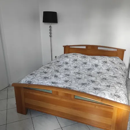 Chez Martine Nemorosa Maison Entiere Δωμάτια σε οικογενειακή κατοικία *